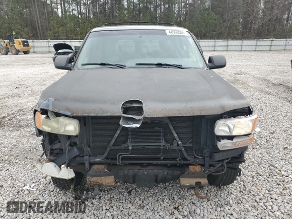 2001 GMC Yukon XL SLT with VIN 3GKEC16TX1G199094, listed as a Copart auction lot 44598065 with 160,875 mi miles and Salvage Title. Bid and sale history available at carsss.com. Image 5.