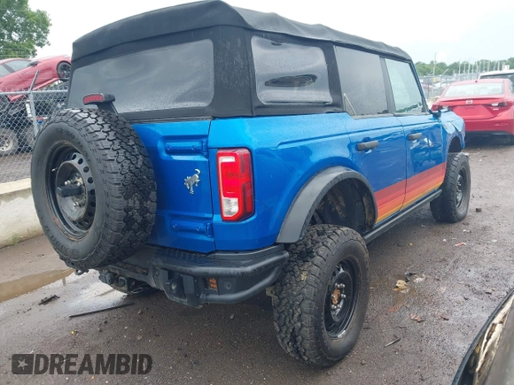 2022 Ford Bronco с VIN 1FMEE5DP7NLB05406, выставлен на аукционе IAAI как лот 42607701 с пробегом 38 206 миль миль и . История ставок и продаж доступна на DreamBid. Изображение 4.