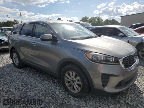 2019 Kia Sorento LX with VIN 5XYPG4A31KG473607, listed as a Copart auction lot 52552085 with 101,965 mi miles and Salvage Title. Bid and sale history available at carsss.com. Image 4.