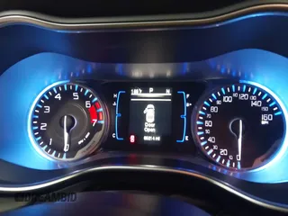 2015 Chrysler 200 Limited with VIN 1C3CCCAG5FN736711, listed as a IAAI auction lot 41417788 with 65,214 mi miles. Bid and sale history available at carsss.com. Image 7.