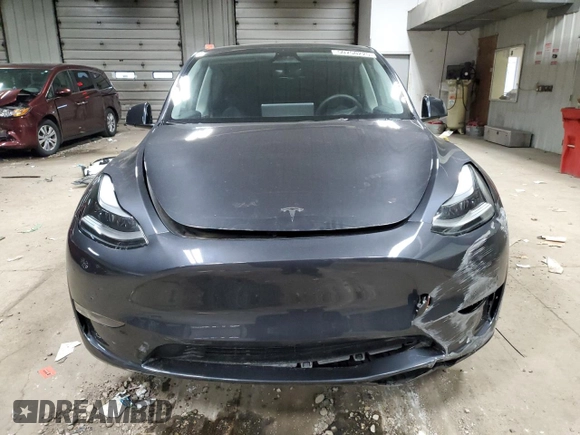 2024 Tesla Model Y Long Range with VIN 7SAYGDEE1RA254860, listed as a Copart auction lot 50750225 with 12,343 mi miles and Salvage Title. Bid and sale history available at DreamBid. Image 5.