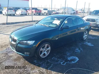 2008 BMW 3 Series 328i with VIN WBAWL13538PX18043, listed as a IAAI auction lot 41674323 with 122,787 mi miles and . Bid and sale history available at DreamBid. Image 2.