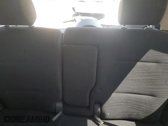 2010 Nissan Cube S z VIN JN8AZ2KR2AT159303, wystawiony jako Copart lot #70977764 z przebiegiem 96 670 mil mil oraz Nie do naprawy • Non repairable. Historia ofert i sprzedaży dostępna na DreamBid. Obrazek 10.