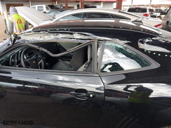 2015 Chevrolet Camaro LS with VIN 2G1FB1E37F9105011, listed as a IAAI auction lot 41593722 with 132362 miles. Bid and sale history available at carsss.com. Image 6.