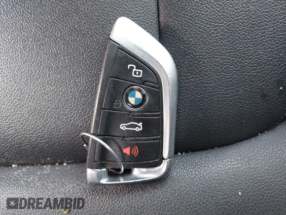 2019 BMW 3 Series 330i xDrive with VIN WBA5R7C53KAJ84615, listed as a IAAI auction lot 41774006 with Not provided miles and . Bid and sale history available at DreamBid. Image 11.