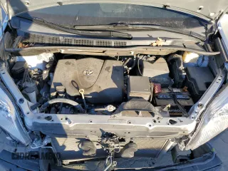 2019 Toyota Sienna XLE Auto Access Seat with VIN 5TDYZ3DC5KS977360, listed as a Copart auction lot 88314275 with 71,200 mi miles and Salvage Title. Bid and sale history available at carsss.com. Image 12.