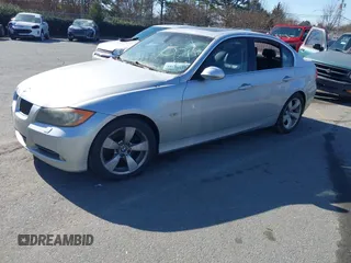 2006 BMW 3 Series 330xi with VIN WBAVD33566KV63437, listed as a IAAI auction lot 41378595 with 169,691 mi miles. Bid and sale history available at carsss.com. Image 17.