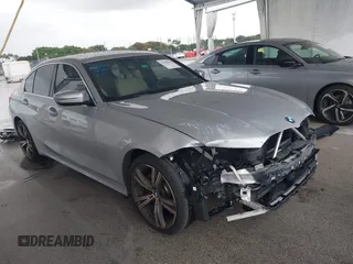 2021 BMW 3 Series 330i с VIN WBA5R1C0XMFL39992, выставлен на аукционе IAAI как лот 41989621 с пробегом 53 904 миль миль и . История ставок и продаж доступна на DreamBid. Изображение 1.