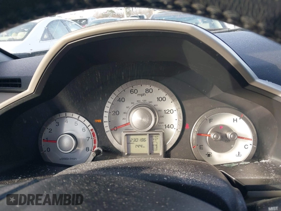 2011 Honda Pilot EX-L with VIN 5FNYF4H65BB053914, listed as a IAAI auction lot 41599171 with 230,186 mi miles and . Bid and sale history available at carsss.com. Image 7.