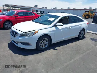 2016 Hyundai Sonata SE z VIN 5NPE24AF1GH412788, wystawiony jako IAAI lot #42391777 z przebiegiem 129 363 mil mil oraz . Historia ofert i sprzedaży dostępna na DreamBid. Obrazek 18.