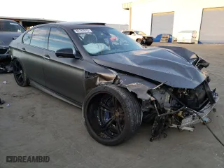 2015 BMW M5 with VIN WBSFV9C5XFD595067, listed as a Copart auction lot 80183913 with 0 mi miles. Bid and sale history available at carsss.com. Image 4.