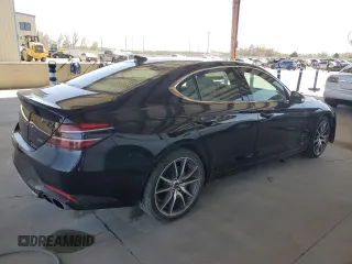 2023 Genesis G70 2.0T z VIN KMTG34TA1PU132593, wystawiony jako Copart lot #49231195 z przebiegiem 36 246 mil mil oraz Szkody całkowita. Historia ofert i sprzedaży dostępna na DreamBid. Obrazek 3.