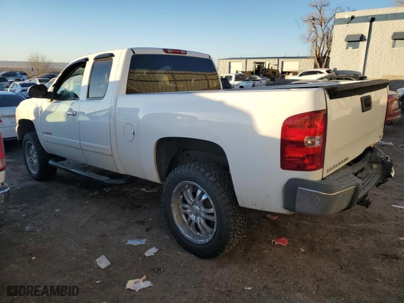 2008 Chevrolet Silverado 1500 LTZ with VIN 2GCEK19Y981224253, listed as a Copart auction lot 88965465 with 146,118 mi miles and Salvage Title. Bid and sale history available at carsss.com. Image 2.
