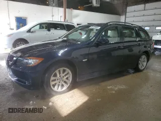 2007 BMW 3 Series 328xi z VIN WBAVT73517FZ36159, wystawiony jako Copart lot #88125665 z przebiegiem 91 322 mil mil oraz Szkoda całkowita • Salvage title. Historia ofert i sprzedaży dostępna na DreamBid. Obrazek 1.