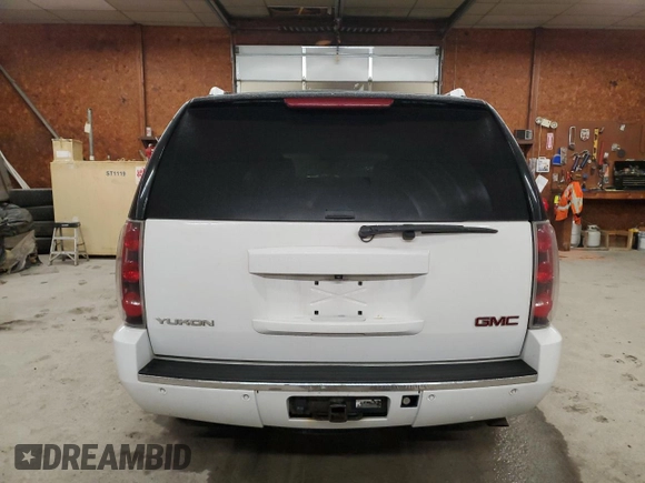2013 GMC Yukon Denali with VIN 1GKS2EEF1DR319491, listed as a Copart auction lot 51065985 with 179,553 mi miles and Salvage Title. Bid and sale history available at carsss.com. Image 6.