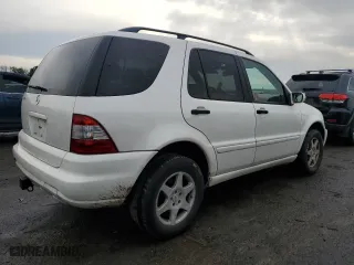 2002 Mercedes-Benz M-Class with VIN 4JGAB54E62A343549, listed as a Copart auction lot 43749115 with 198,171 mi miles and Salvage Title. Bid and sale history available at carsss.com. Image 3.