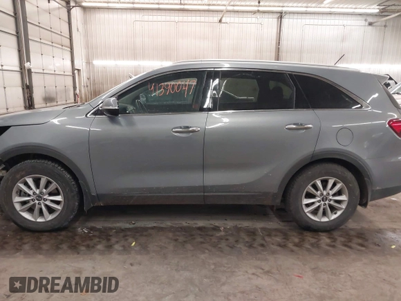 2020 Kia Sorento LX with VIN 5XYPG4A31LG627301, listed as a IAAI auction lot 41390047 with 68,312 mi miles and . Bid and sale history available at DreamBid. Image 15.