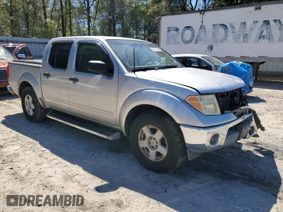 2005 Nissan Frontier LE with VIN 1N6AD07UX5C420692, listed as a Copart auction lot 49714825 with 239,822 mi miles and Salvage title. Bid and sale history available at DreamBid. Image 4.