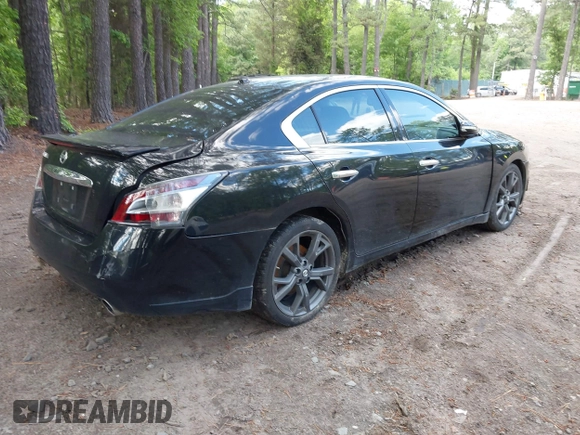 2013 Nissan Maxima S with VIN 1N4AA5AP0DC828375, listed as a IAAI auction lot 42215336 with 210,398 mi miles and . Bid and sale history available at DreamBid. Image 4.