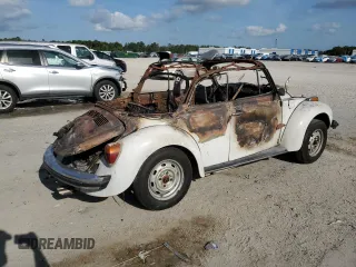 1976 Volkswagen Beetle с VIN 1562125991, выставлен на аукционе Copart как лот 54744575 с пробегом Не указан миль и На запчасти • Non repairable. История ставок и продаж доступна на DreamBid. Изображение 3.