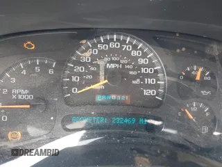 2003 Chevrolet Silverado 1500 with VIN 2GCEK19T231411251, listed as a IAAI auction lot 41513943 with 232,469 mi miles. Bid and sale history available at carsss.com. Image 7.