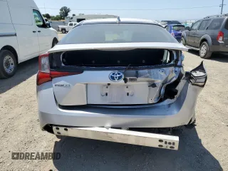 2020 Toyota Prius L Eco z VIN JTDKARFU0L3113339, wystawiony jako Copart lot #59635135 z przebiegiem 46 189 mil mil oraz Szkoda całkowita • Salvage title. Historia ofert i sprzedaży dostępna na DreamBid. Obrazek 6.