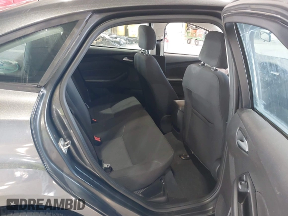 2017 Ford Focus SE with VIN 1FADP3F29HL220440, listed as a IAAI auction lot 41975013 with 40,295 mi miles and . Bid and sale history available at DreamBid. Image 8.