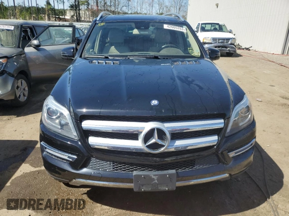 2015 Mercedes-Benz GL-Class GL 450 with VIN 4JGDF6EE6FA592199, listed as a Copart auction lot 42605263 with 142,095 mi miles. Bid and sale history available at carsss.com. Image 5.