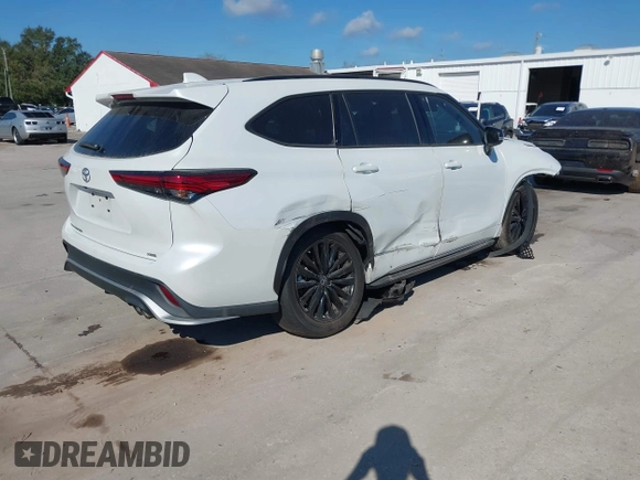 2023 Toyota Highlander L with VIN 5TDKDRAH5PS024632, listed as a IAAI auction lot 41471446 with 20,477 mi miles and . Bid and sale history available at DreamBid. Image 4.