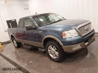 2004 Ford F-150 XLT with VIN 1FTPX14574NB67924, listed as a IAAI auction lot 41880378 with 148,559 mi miles. Bid and sale history available at carsss.com. Image 1.
