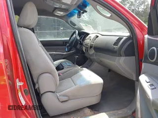 2011 Toyota Tacoma with VIN 5TFJX4GN8BX004526, listed as a IAAI auction lot 42116426 with 261,038 mi miles and . Bid and sale history available at DreamBid. Image 5.