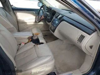 2008 Cadillac DTS w/1SA with VIN 1G6KD57Y18U193093, listed as a IAAI auction lot 41582992 with 110,118 mi miles. Bid and sale history available at carsss.com. Image 5.