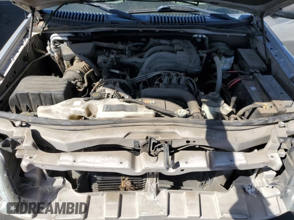 2006 Ford Explorer XLS with VIN 1FMEU62E66UA38318, listed as a Copart auction lot 52748675 with 90,965 mi miles and Salvage Title. Bid and sale history available at carsss.com. Image 12.