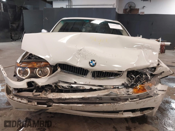 2003 BMW 7 Series 745Li with VIN WBAGN63463DR08268, listed as a IAAI auction lot 41355287 with 210,333 mi miles and . Bid and sale history available at DreamBid. Image 6.