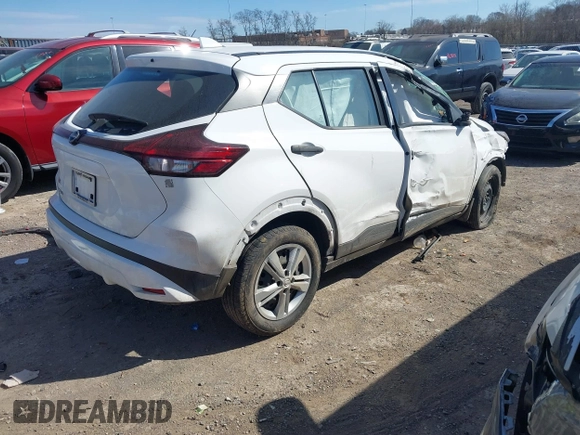 2022 Nissan Kicks S with VIN 3N1CP5BV0NL485865, listed as a IAAI auction lot 41639629 with 55,070 mi miles. Bid and sale history available at carsss.com. Image 4.