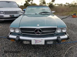 1986 Mercedes-Benz 560 with VIN WDBBA48D8GA051415, listed as a Copart auction lot 74110094 with 35,472 mi miles and Non Repairable. Bid and sale history available at carsss.com. Image 5.