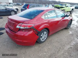 2011 Mazda Mazda6 i Sport with VIN 1YVHZ8BH2B5M02919, listed as a IAAI auction lot 41637920 with 133,776 mi miles. Bid and sale history available at carsss.com. Image 4.