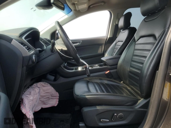 2019 Ford Edge SEL z VIN 2FMPK4J9XKBC67141, wystawiony jako Copart lot #60271615 z przebiegiem 100 400 mil mil oraz Szkoda całkowita • Salvage title. Historia ofert i sprzedaży dostępna na DreamBid. Obrazek 7.