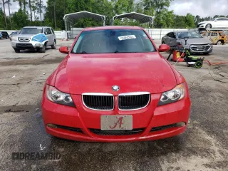 2007 BMW 3 Series 328i z VIN WBAVA33517KX80212, wystawiony jako Copart lot #55639855 z przebiegiem 246 801 mil mil oraz Szkoda całkowita • Salvage title. Historia ofert i sprzedaży dostępna na DreamBid. Obrazek 5.