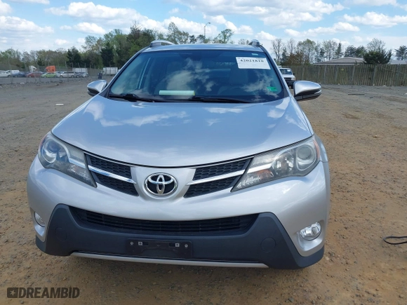 2015 Toyota RAV4 Limited with VIN 2T3DFREV9FW403083, listed as a IAAI auction lot 42021818 with 62,543 mi miles. Bid and sale history available at carsss.com. Image 13.