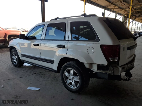 2005 Jeep Grand Cherokee Laredo with VIN 1J4HS48N75C585292, listed as a Copart auction lot 88719255 with 140,341 mi miles and Salvage Title. Bid and sale history available at carsss.com. Image 2.