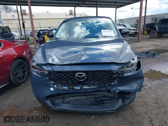 2024 Mazda CX-5 2.5 S Preferred Package with VIN JM3KFBCL8R0491768, listed as a IAAI auction lot 41725175 with 3,691 mi miles. Bid and sale history available at carsss.com. Image 13.