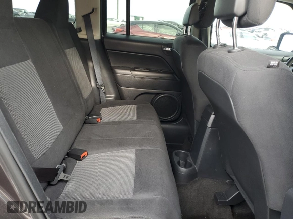 2015 Jeep Patriot Altitude Edition with VIN 1C4NJPBA2FD210652, listed as a Copart auction lot 53297605 with 142,759 mi miles and Salvage Title. Bid and sale history available at carsss.com. Image 11.