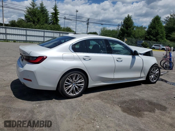 2024 BMW 3 Series 330i z VIN 3MW69FF07R8E63764, wystawiony jako Copart lot #57039575 z przebiegiem 5 355 mil mil oraz Szkoda całkowita • Salvage title. Historia ofert i sprzedaży dostępna na DreamBid. Obrazek 3.