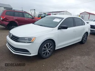 2015 Volkswagen Jetta Sedan 1.8T SE with VIN 3VWD17AJ4FM350619, listed as a IAAI auction lot 41917719 with 135,561 mi miles. Bid and sale history available at carsss.com. Image 19.