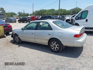 2000 Toyota Camry LE z VIN 4T1BF22K9YU102852, wystawiony jako IAAI lot #42084031 z przebiegiem 253 595 mil mil oraz . Historia ofert i sprzedaży dostępna na DreamBid. Obrazek 13.