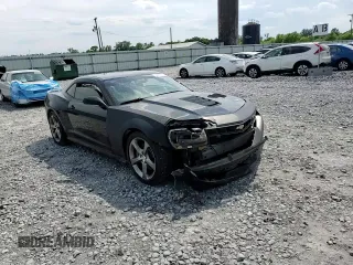 2014 Chevrolet Camaro SS с VIN 2G1FK1EJ3E9235252, выставлен на аукционе Copart как лот 56920225 с пробегом 122 549 миль миль и Списание • Salvage title. История ставок и продаж доступна на DreamBid. Изображение 13.