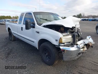 1999 Ford Super Duty F-250 XL with VIN 1FTNX20F5XEC00435, listed as a IAAI auction lot 41137317 with 346,348 mi miles. Bid and sale history available at carsss.com. Image 1.