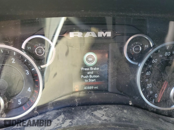 2022 Ram 3500 Tradesman z VIN 3C7WRTCL0NG397884, wystawiony jako Copart lot #77763604 z przebiegiem 40 889 mil mil oraz Nie do naprawy • Non repairable. Historia ofert i sprzedaży dostępna na DreamBid. Obrazek 9.