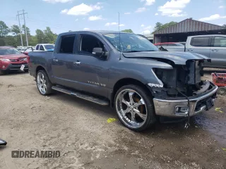 2018 Nissan Titan SV z VIN 1N6AA1EJ8JN514883, wystawiony jako Copart lot #56508115 z przebiegiem 207 605 mil mil oraz Szkoda całkowita • Salvage title. Historia ofert i sprzedaży dostępna na DreamBid. Obrazek 4.